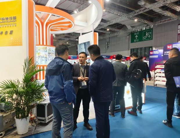 084543_113493_gsdt.png 084543_113493_gsdt.png